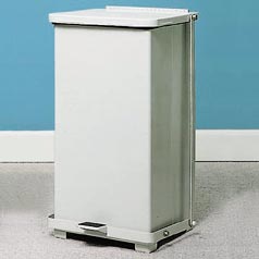 Defenders&reg; Heavy-Duty Step Can for Infectious Waste